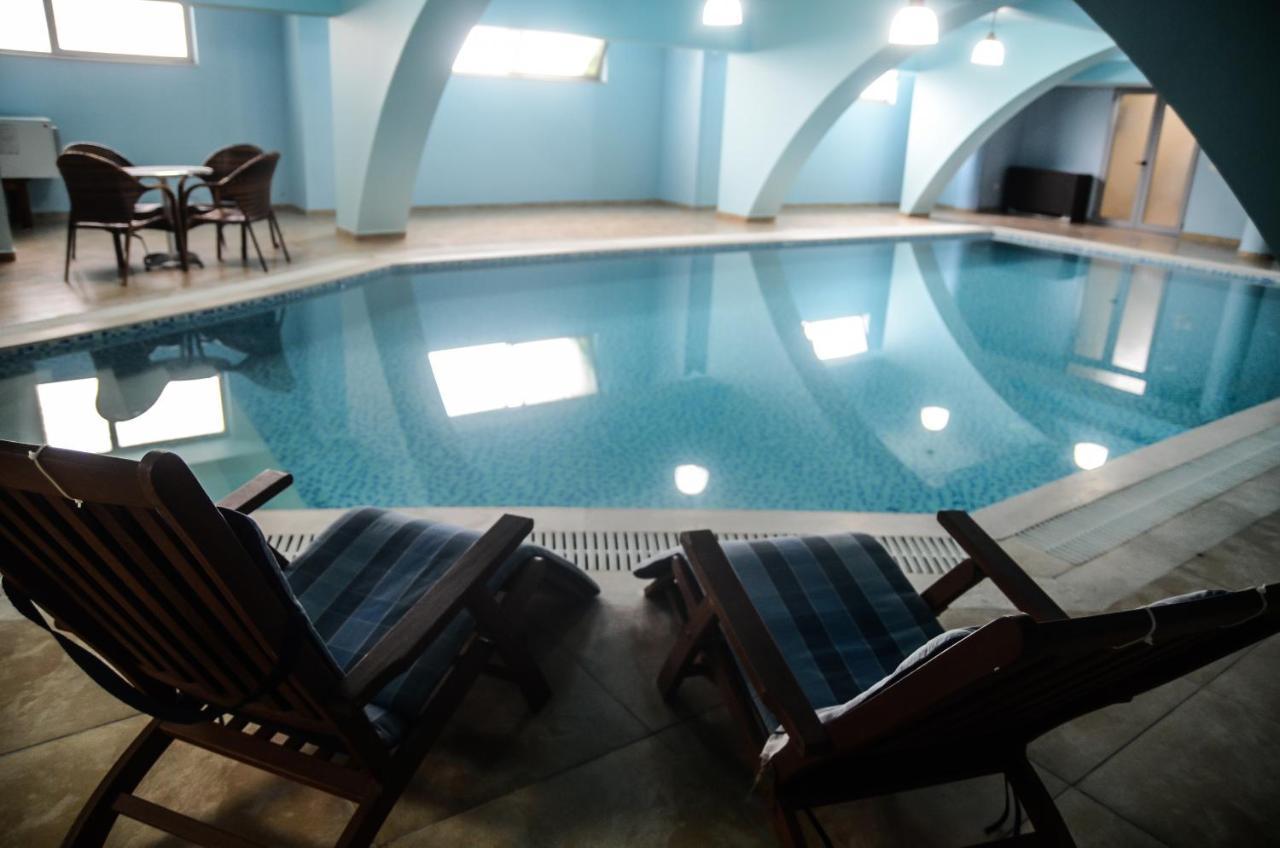 Imperial Hotel Ih Elbasan Bagian luar foto