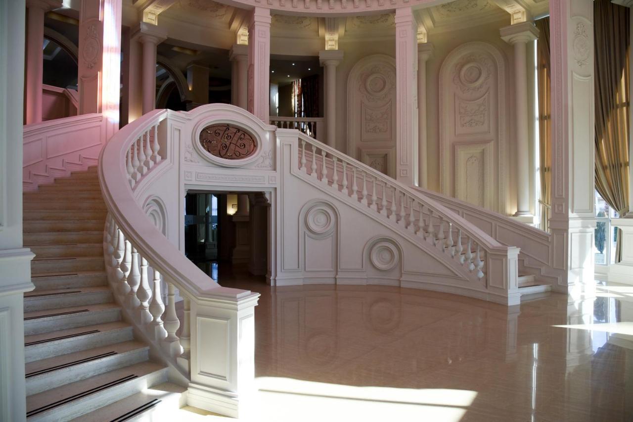 Imperial Hotel Ih Elbasan Bagian luar foto