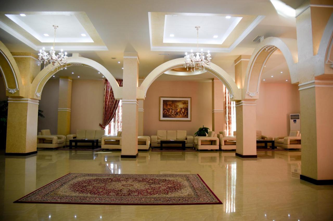 Imperial Hotel Ih Elbasan Bagian luar foto