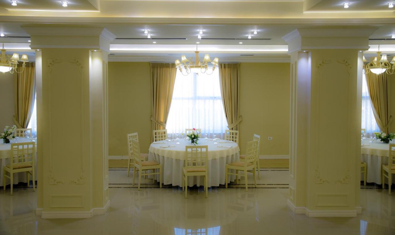 Imperial Hotel Ih Elbasan Bagian luar foto