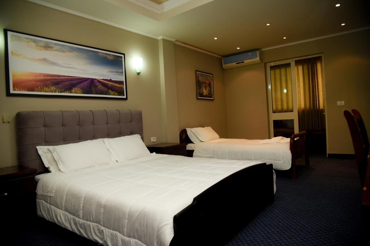 Imperial Hotel Ih Elbasan Bagian luar foto